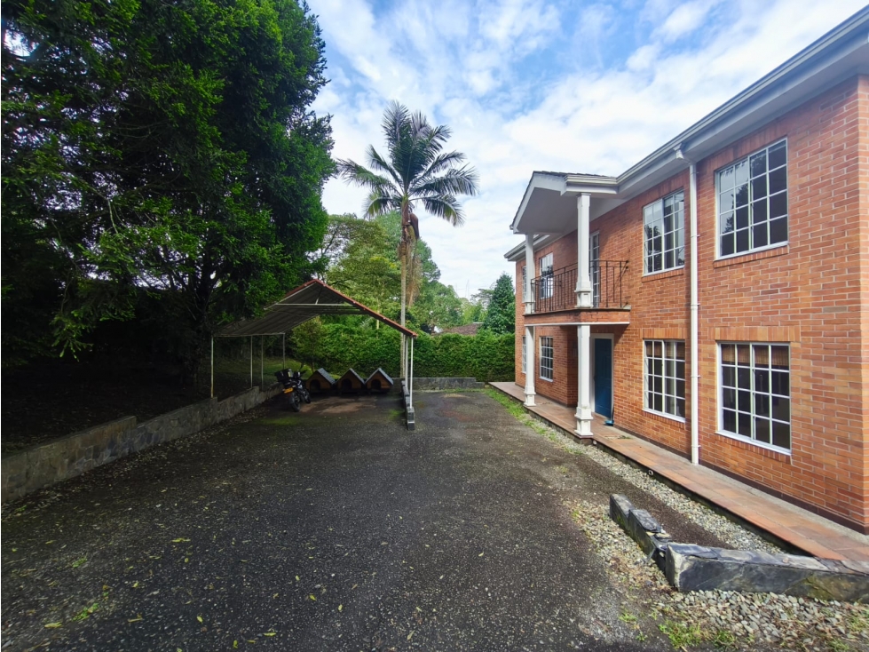 Casa en Arriendo, Loma del chocho - Envigado — foto 2