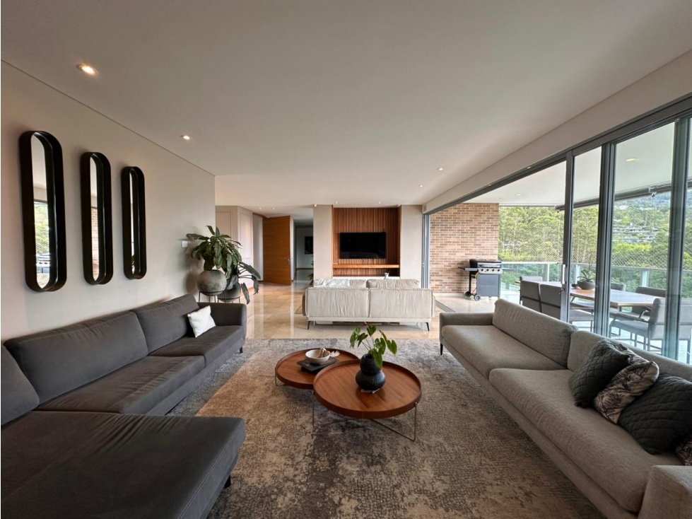 Apartamento de Lujo en Venta Poblado balsos parte Alta — foto 3