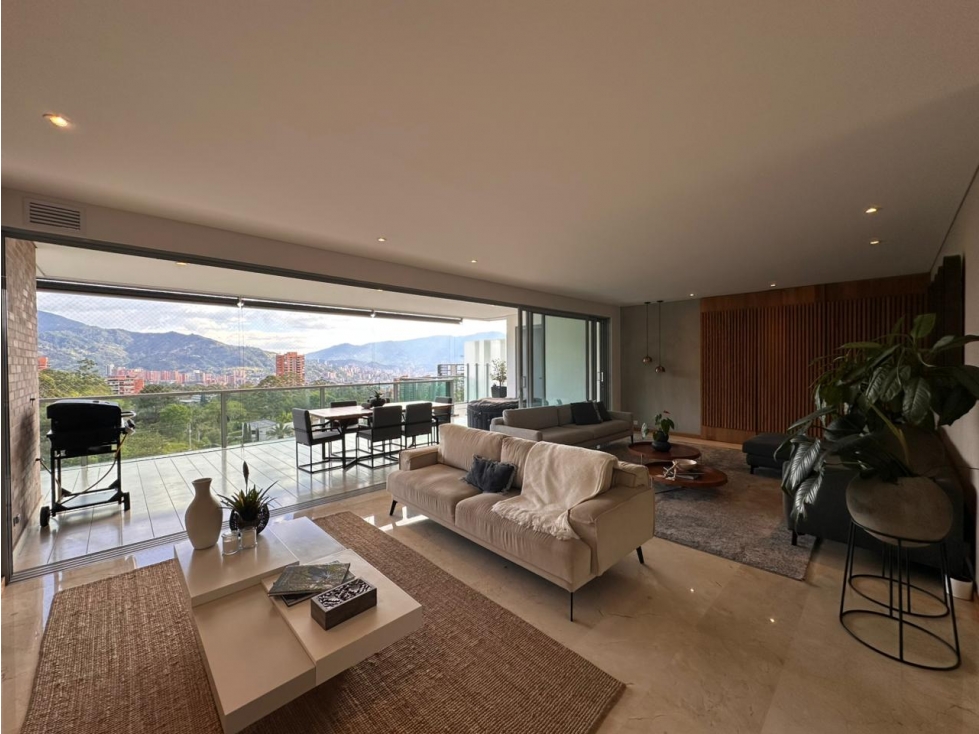 Apartamento de Lujo en Venta Poblado balsos parte Alta