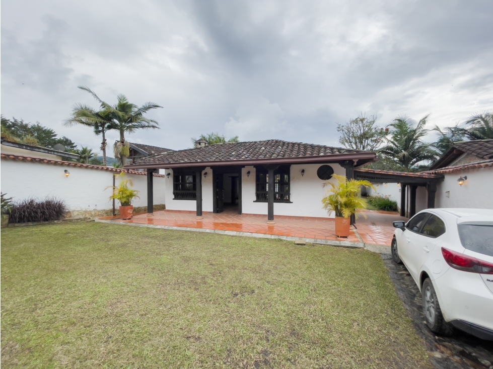 Casa Colonial para la venta y renta en Rionegro vereda Cabeceras — foto 4