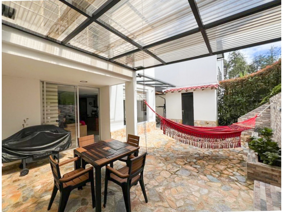 Casa para la venta en el Retiro sector puro cuero — foto 3