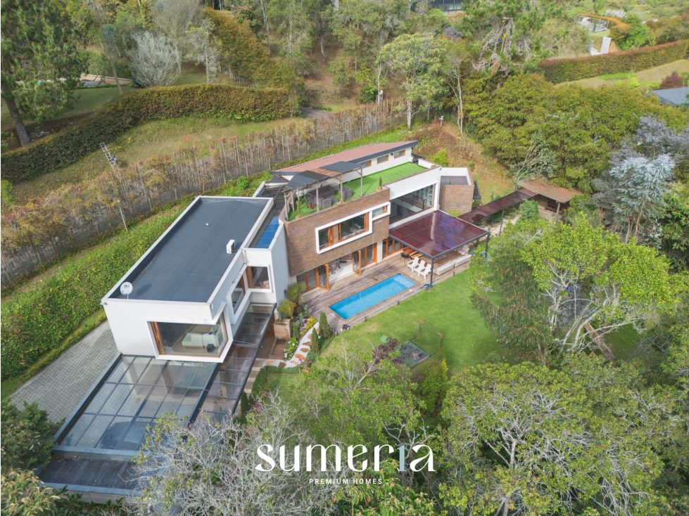 Casa moderna con piscina para la venta en el Retiro — foto 4