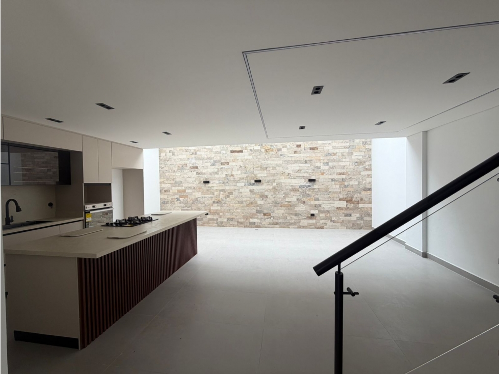 Casa unifamiliar para la venta en unidad cerrada Llanogrande — foto 2