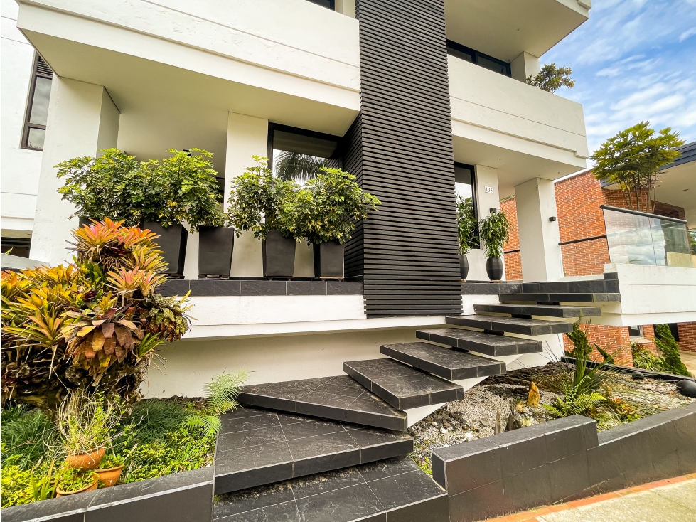 Casa de 3 niveles disponible para la venta y renta palmas — foto 3