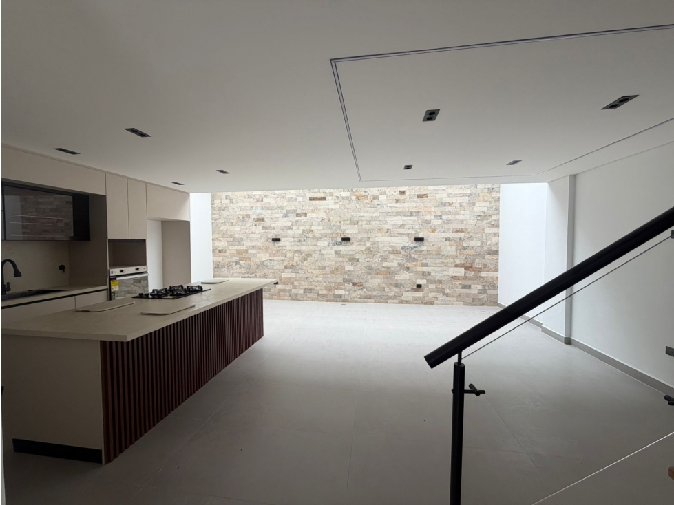 Casa unifamiliar para la venta en unidad cerrada Llanogrande — foto 3
