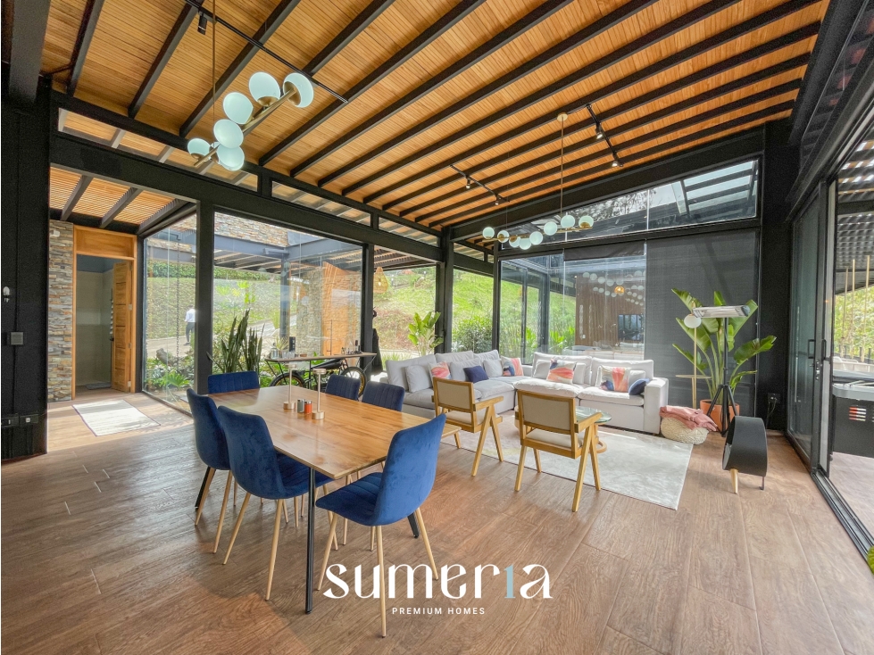 Casa campestre en exclusiva parcelación Retiro Antioquia