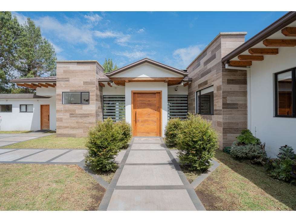 Casa campestre en arriendo ubicada en Santa Elena — foto 4