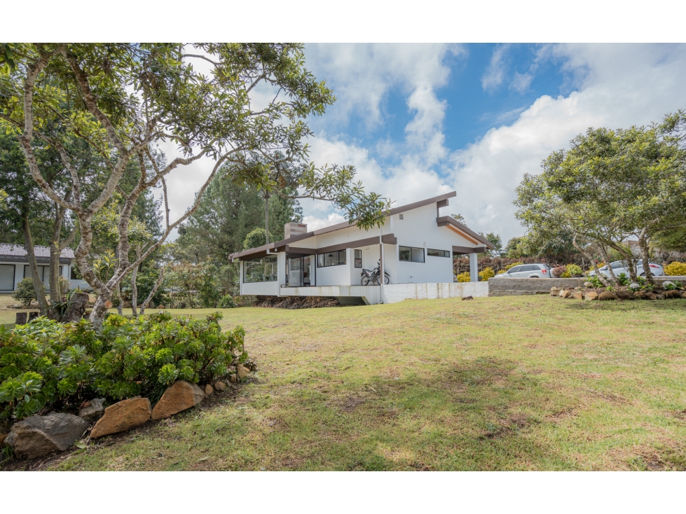 Casa campestre en arriendo ubicada en Santa Elena — foto 6