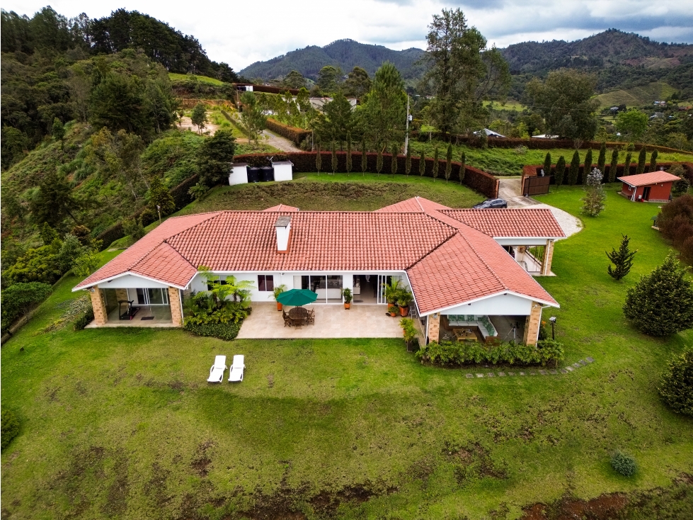 Casa campestre para la venta y arriendo el Retiro sector Pantanillo