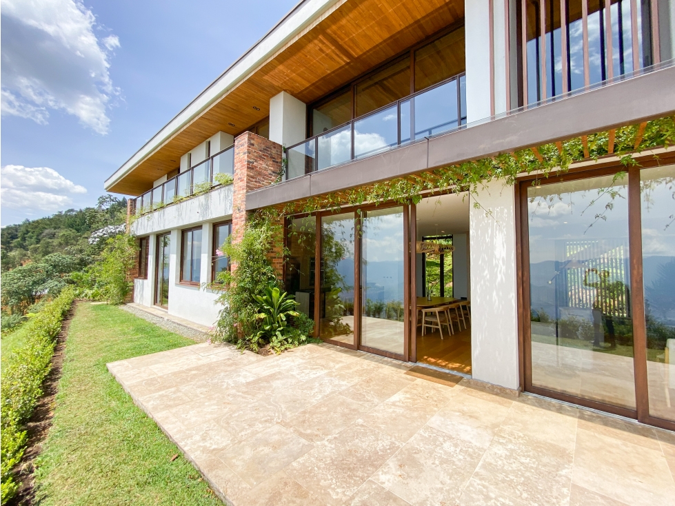 Casa en parcelación para la venta Medellin sector alto de Palmas — foto 2