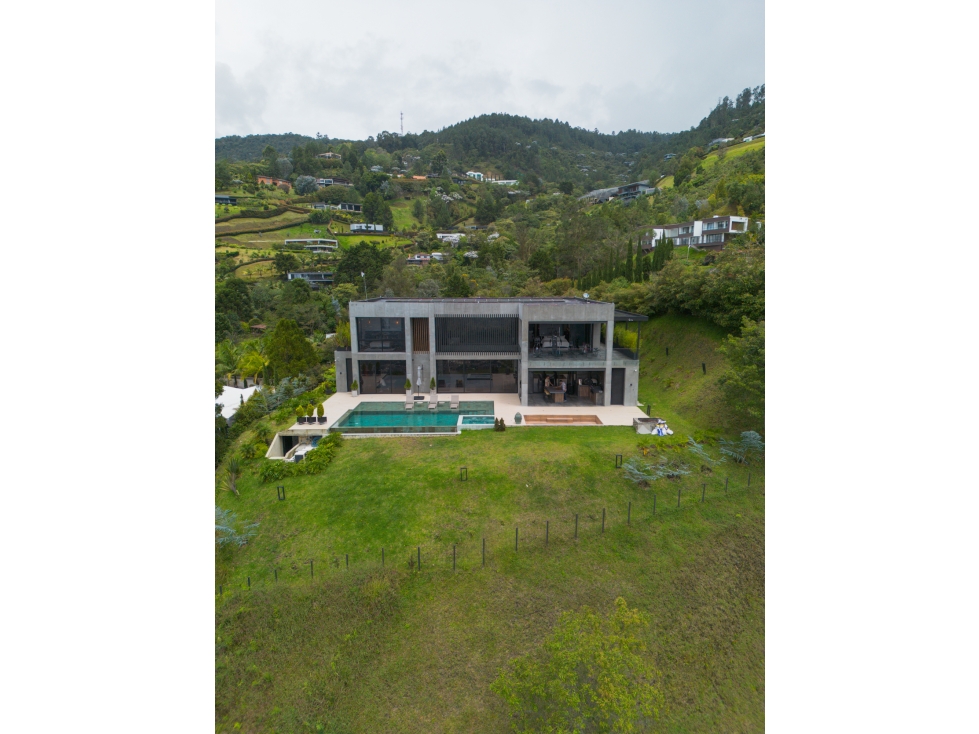 Casa de ensueño en el Alto de palmas con lujo y una gran vista — foto 2