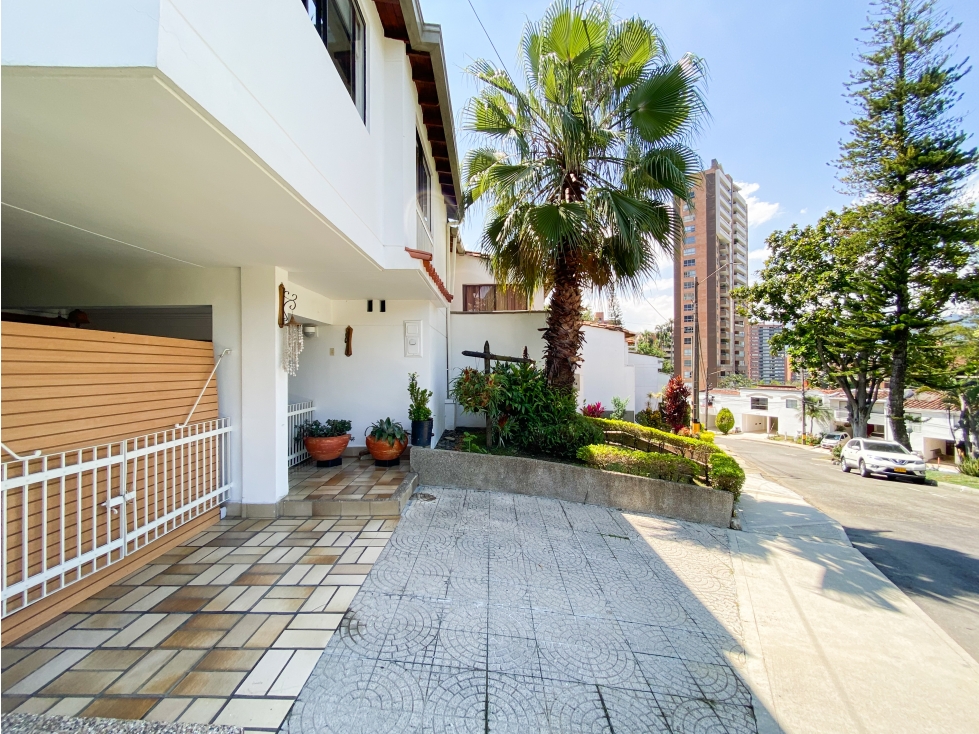 Casa para la venta en unidad cerrada Poblado loma los gonzalez — foto 3