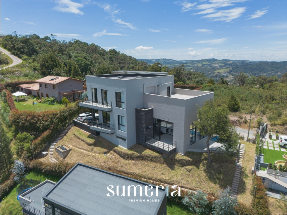Casa moderna para la venta en el Alto del Escobero — foto 3