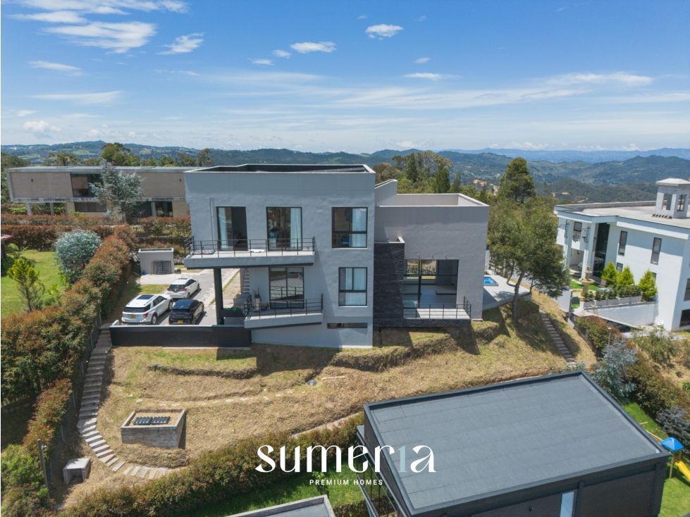 Casa moderna para la venta en el Alto del Escobero — foto 2