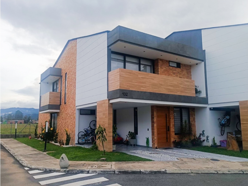 Casa en unidad cerrada para la venta en la Ceja — foto 2