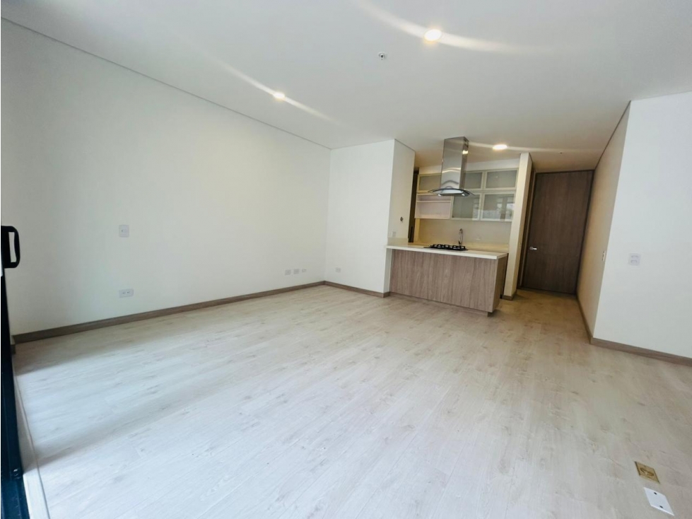 Aparta estudio Loft en Arriendo, El Retiro — foto 2