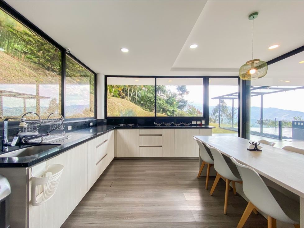 Casa en venta y Arriendo en Envigado Transversal de la Montaña — foto 6