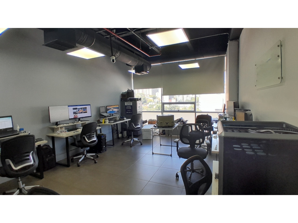Oficina en Venta, Av. Las Vegas, Envigado 33 m2 - 2