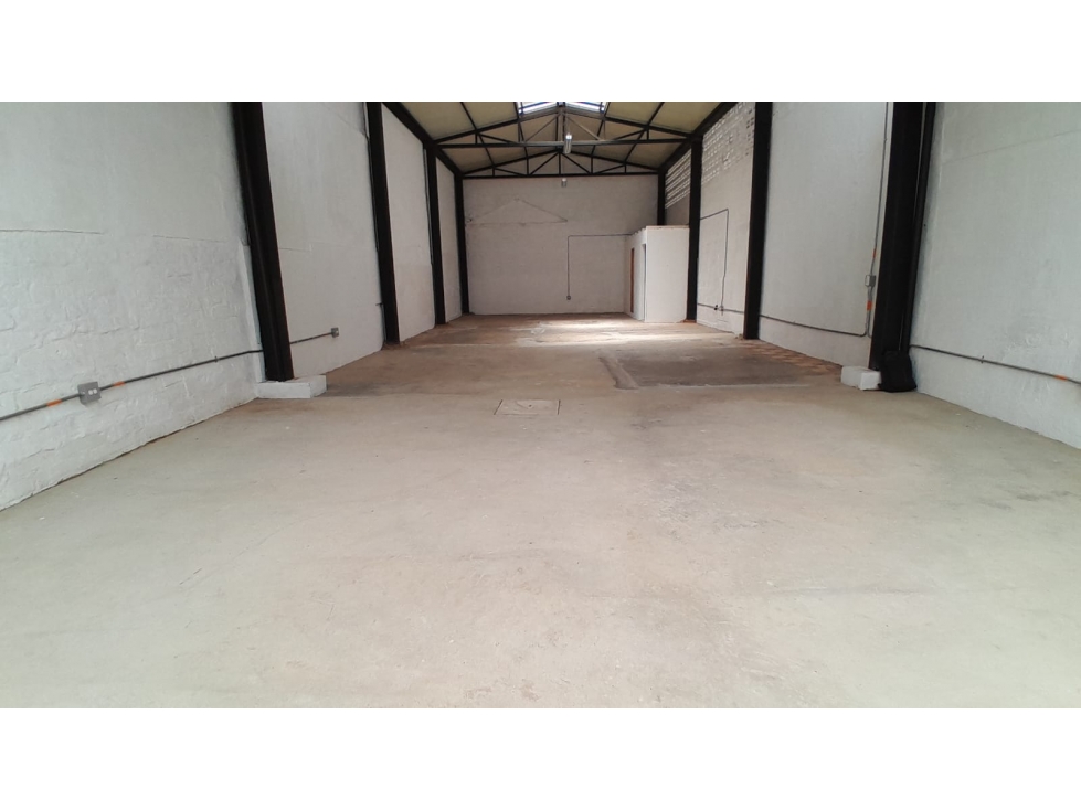 Local en Arriendo, Belén Granada, Medellín 162 m2 — foto 2