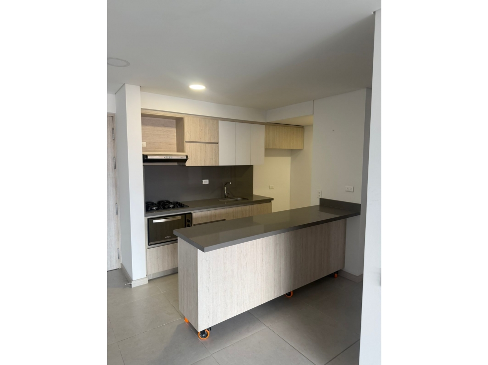 Apartamento en Venta, El Portal, Envigado 81 m2 — foto 2
