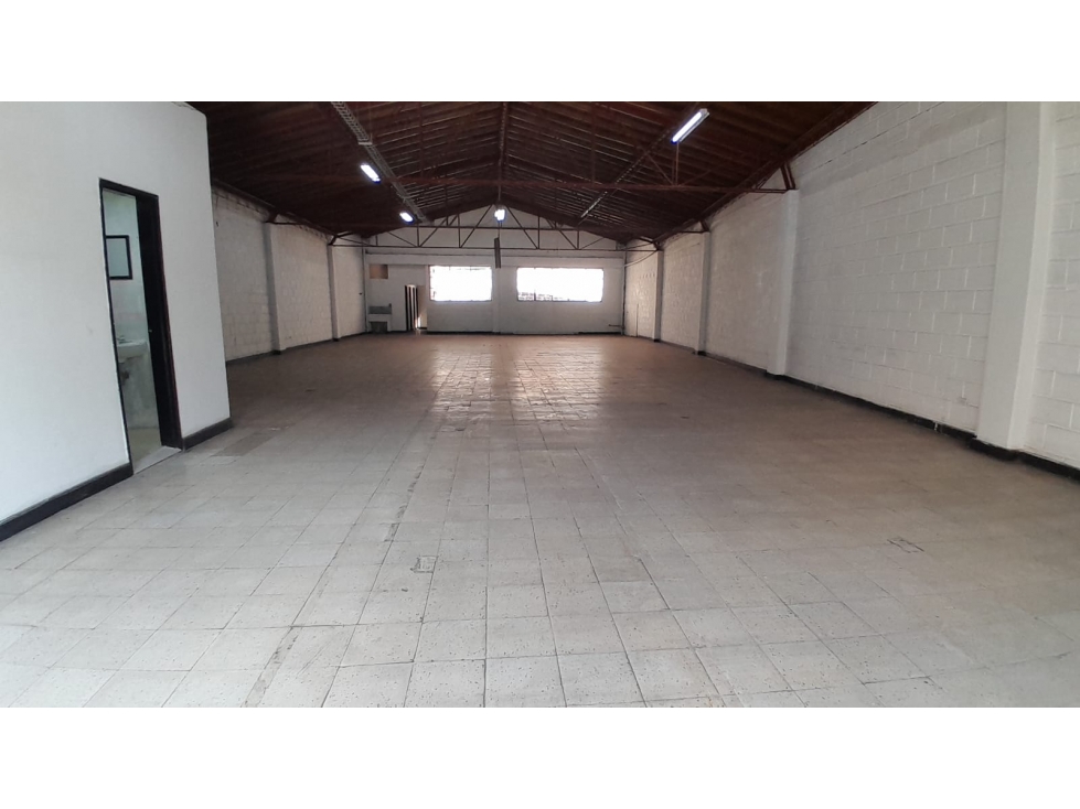 Bodega en Arriendo, Sinvad, Medellín 290 m2 — foto 2