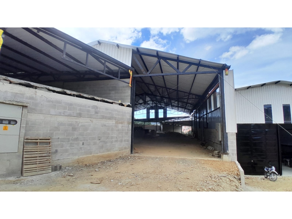 Bodega en Arriendo, Vereda la corrala, Caldas 582 m2 - 2