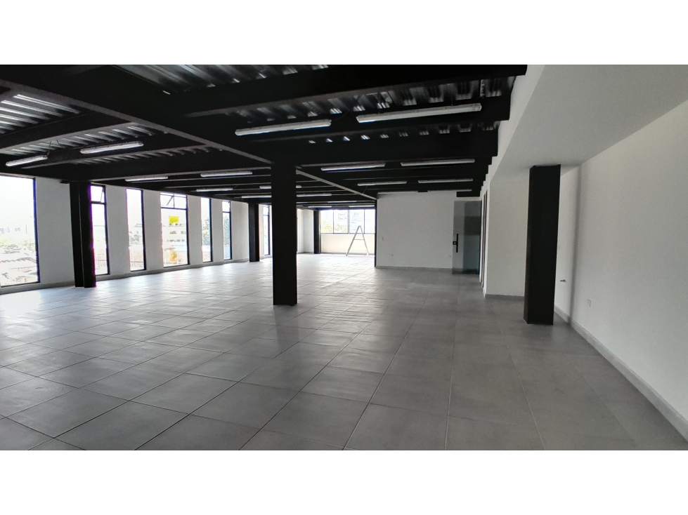 Bodega en Arriendo, Unidad Industrial De Belén, Medellín 200 m2 — foto 3