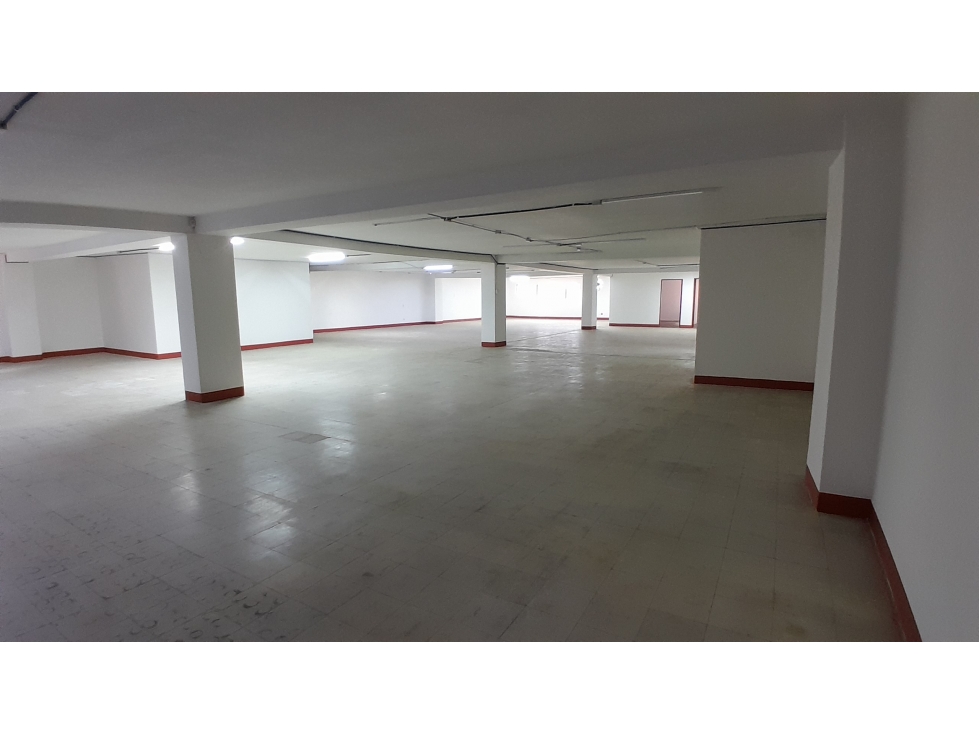 Bodega en Arriendo, Barrio Caribe, Medellín 500 m2 — foto 6