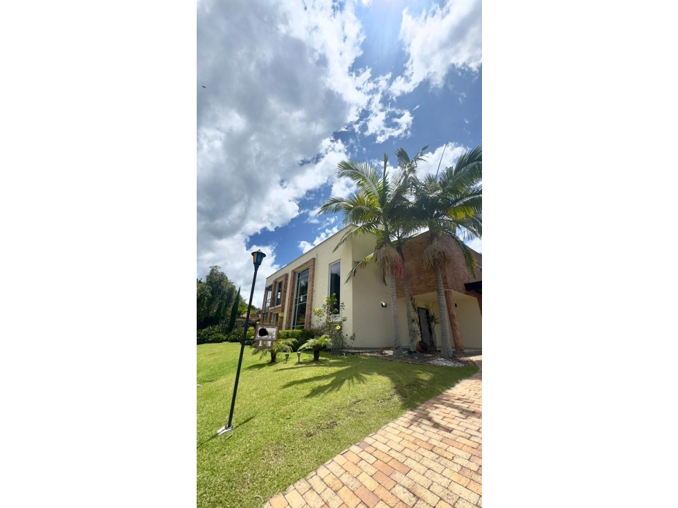 Casa en Venta, El Retiro 364 m2