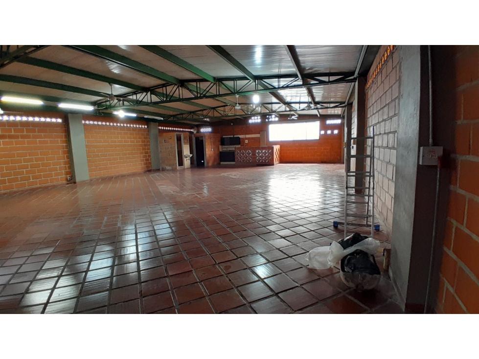 Bodega en Arriendo, Las Casitas, Envigado, 280 m2 - 3