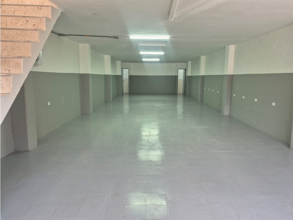 Bodega en Arriendo, Barrio Colombia, Medellín 123 m2 — foto 2