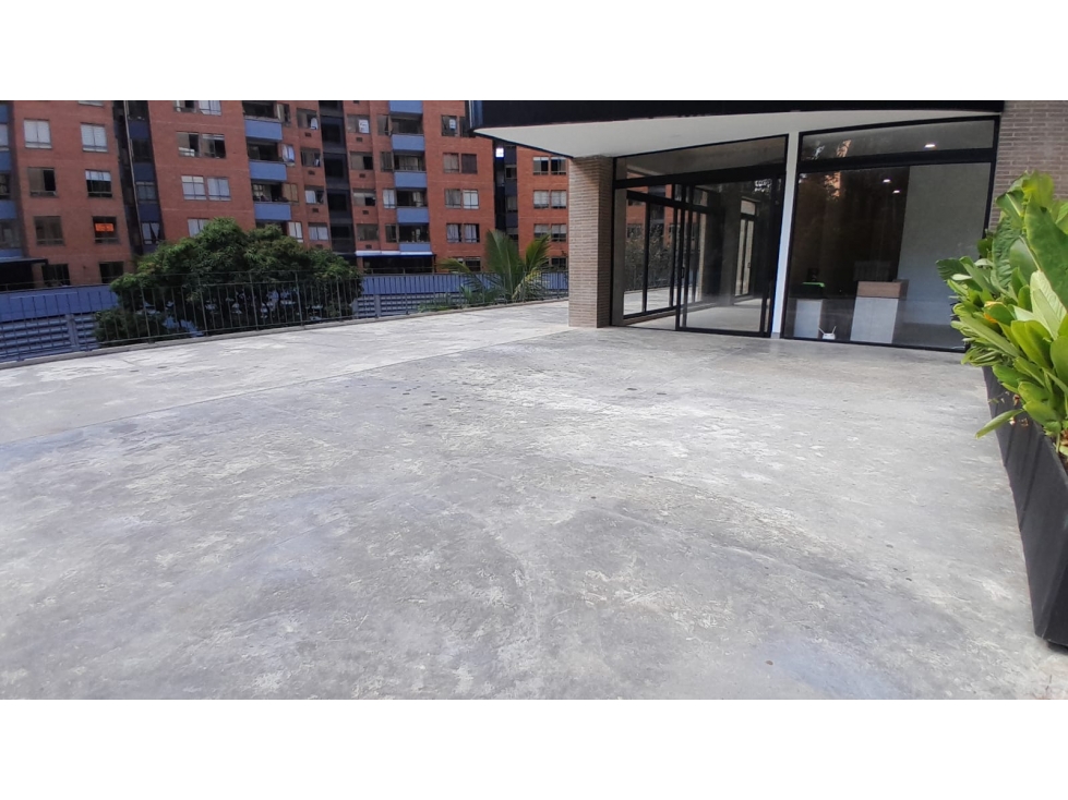Local Nuevo en Arriendo, Castropol, Medellín 270 m2 — foto 2