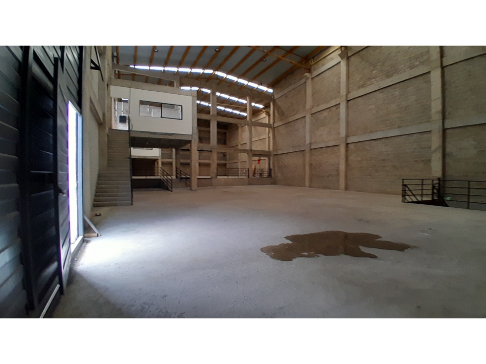 Bodega en Arriendo, Autopista Medellín - Bogotá, Guarne 1.600 m2 - 3