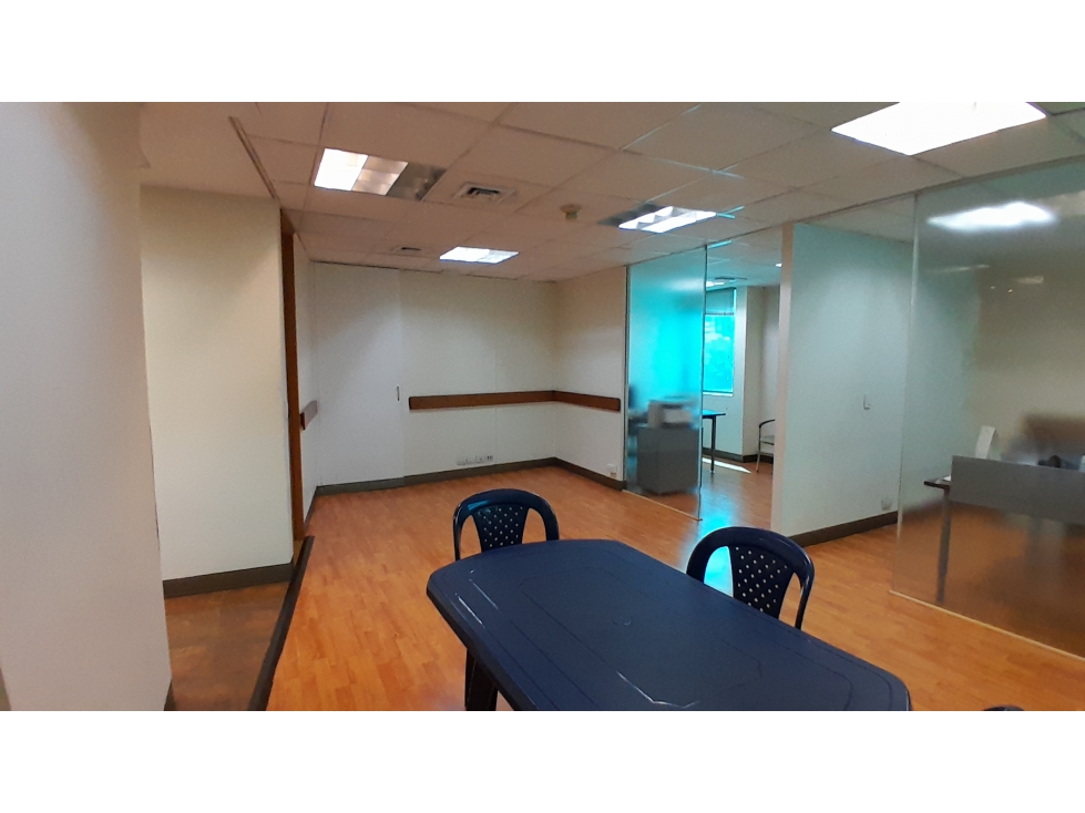 Oficina en Arriendo, Milla de Oro, Medellín 61 m2 — foto 5