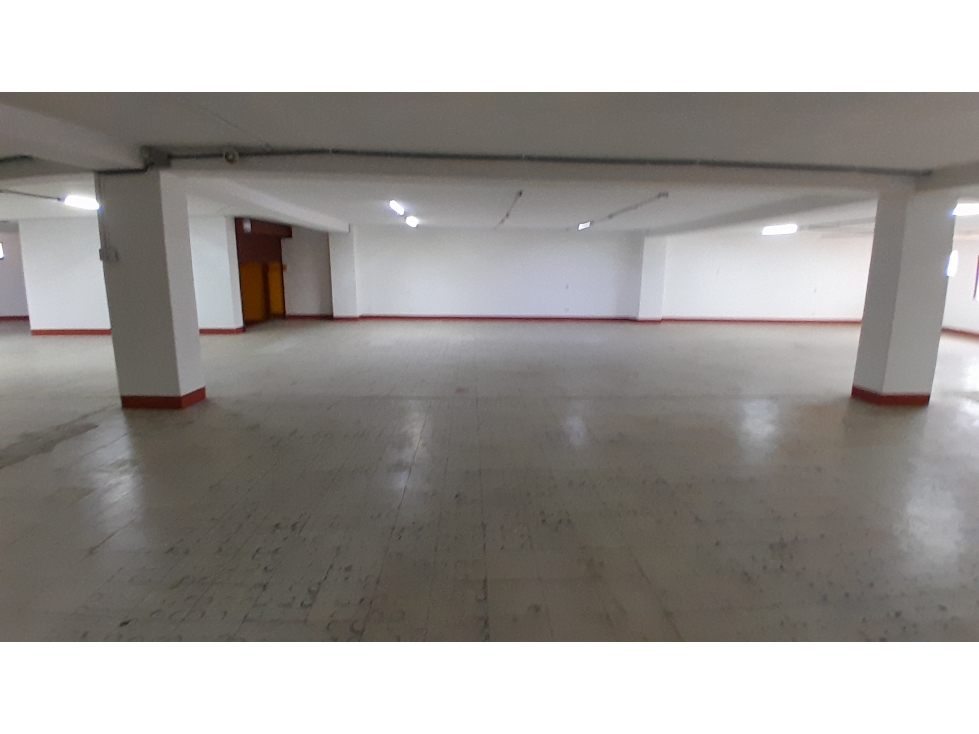 Bodega en Arriendo, Barrio Caribe, Medellín 500 m2 — foto 2