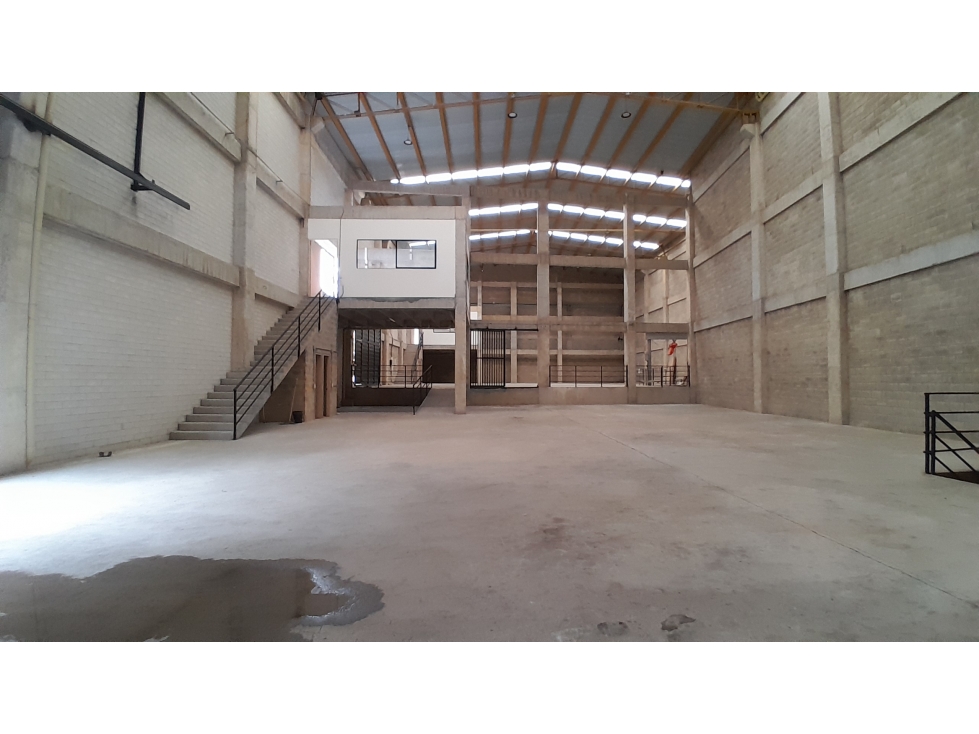 Bodega en Arriendo, Autopista Medellín - Bogotá, Guarne 1.600 m2 - 2
