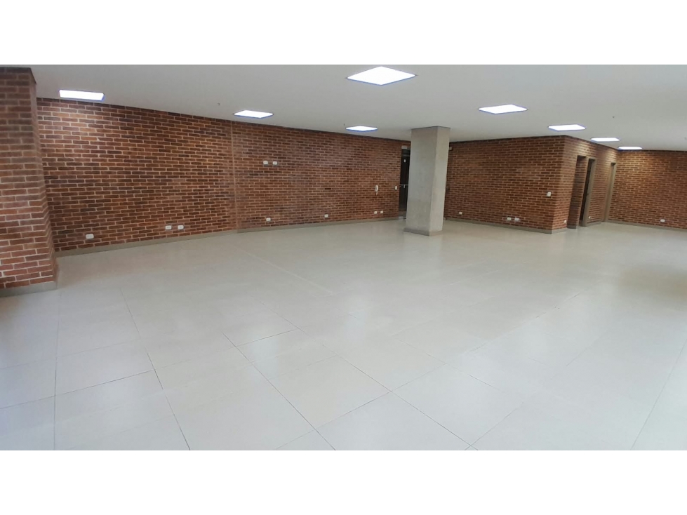 Oficina en Arriendo, Castropol, Medellín 136 m2 - 4