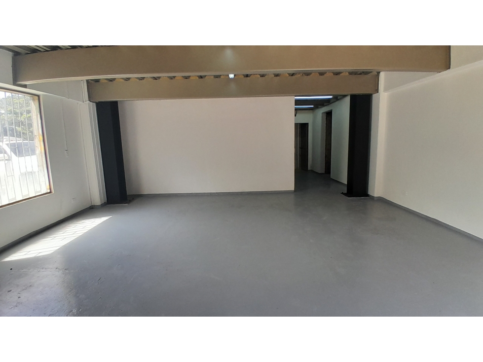 Local en Arriendo, Unidad Industrial De Belén, Medellín 120 m2 — foto 2