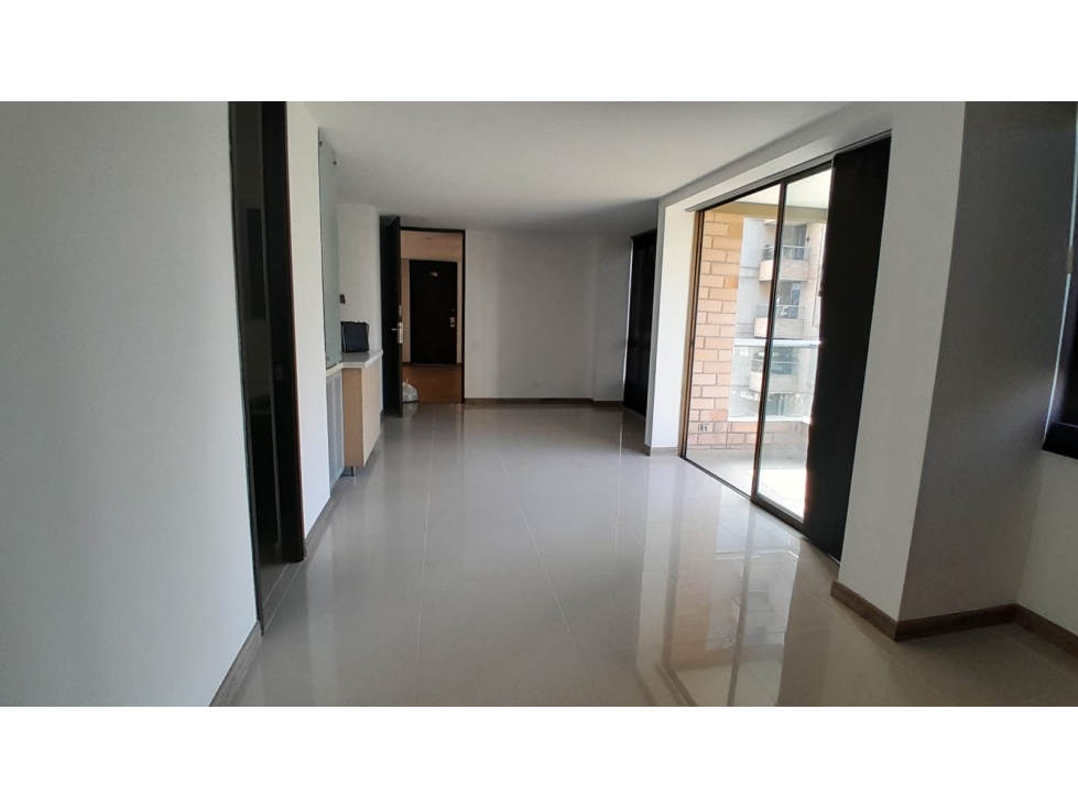 Apartamento en Arriendo, Altos Del Poblado, Medellin 72 m2 — foto 3