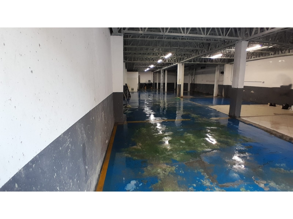 Bodega en Arriendo, Cristo Rey, Medellín 200 m2