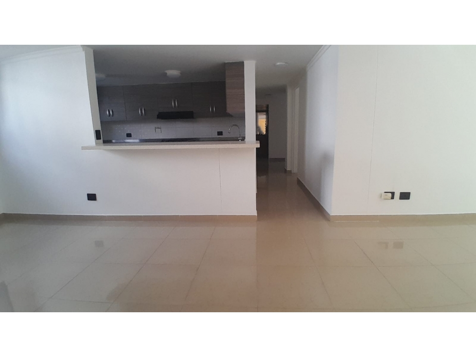 Apartamento en Arriendo, Las Lomas, Medellín 110 m2 — foto 3