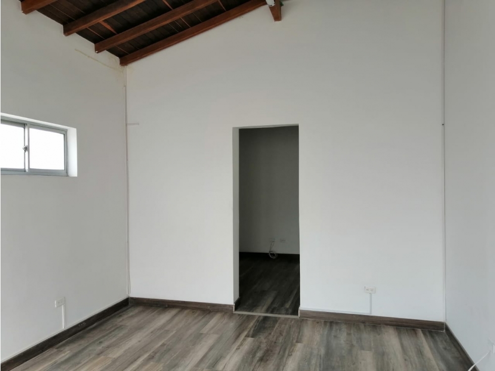 Casa - Local en Arriendo, Laureles, Medellín 150 m2 — foto 6