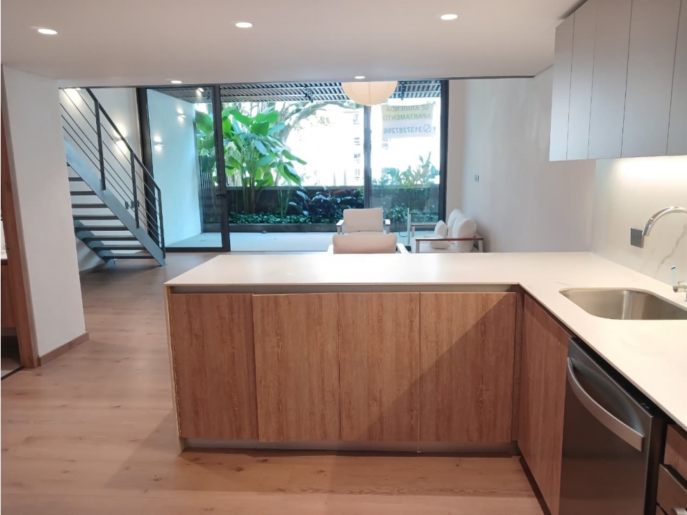 Apartamento en Arriendo, Castropol, Medellín 110 m2 — foto 3