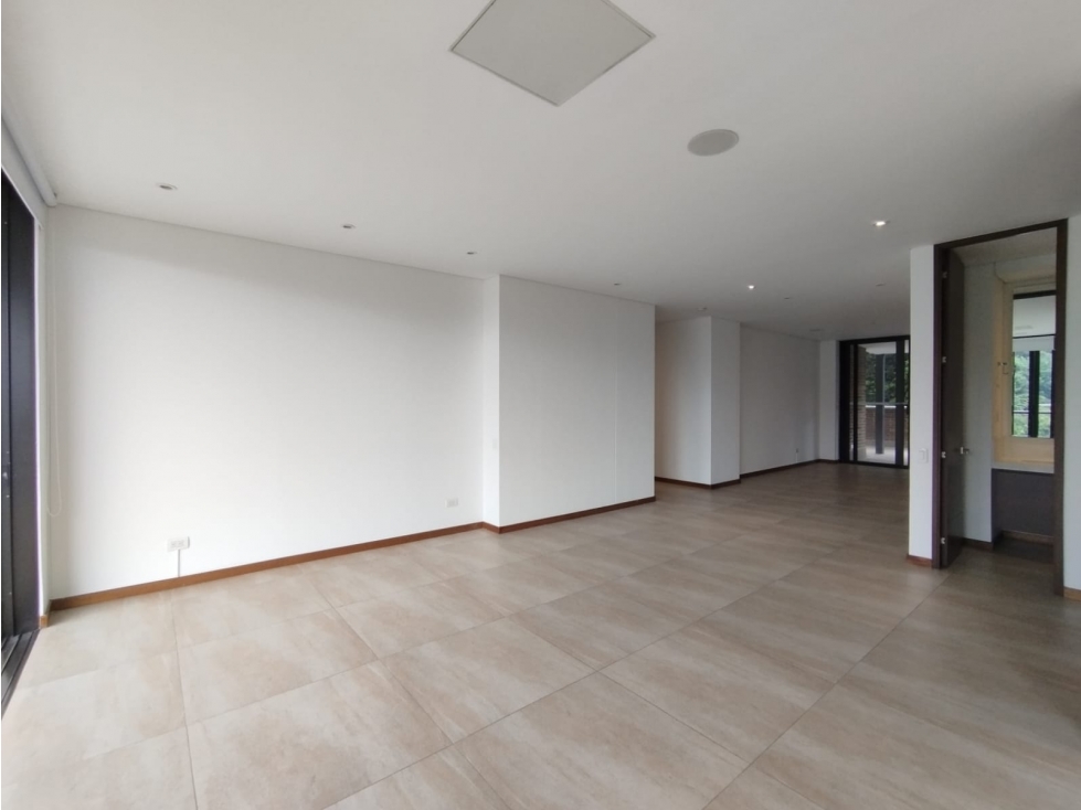 Apartamento en Arriendo, El Campestre, Medellín 360 m2 — foto 3