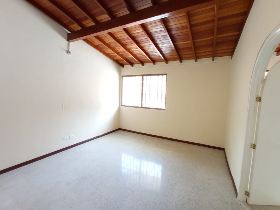 Casa - Local en Arriendo, Exito De Colombia, Medellín 160 m2 — foto 6