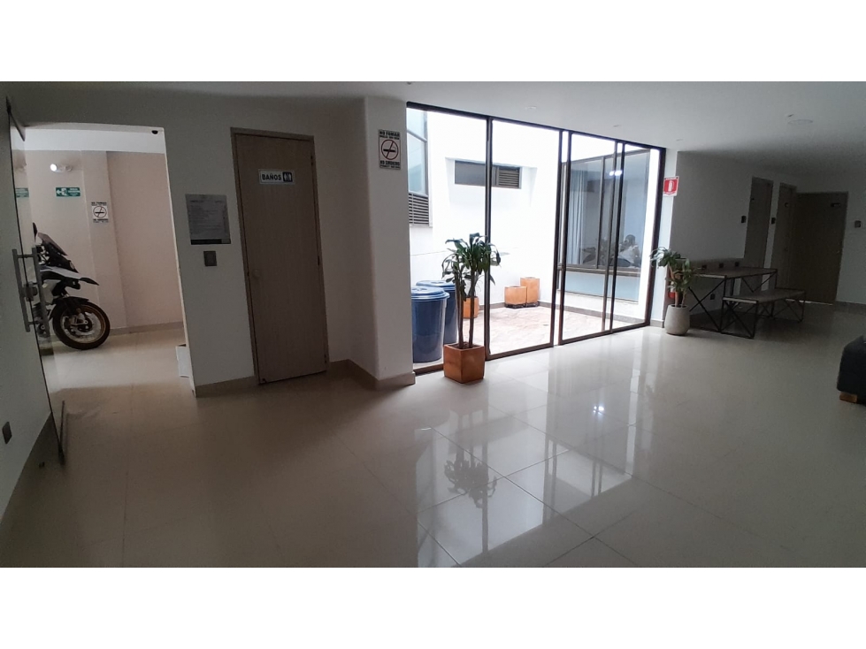 Local en Arriendo, Unicentro, Medellín 240 m2 — foto 3