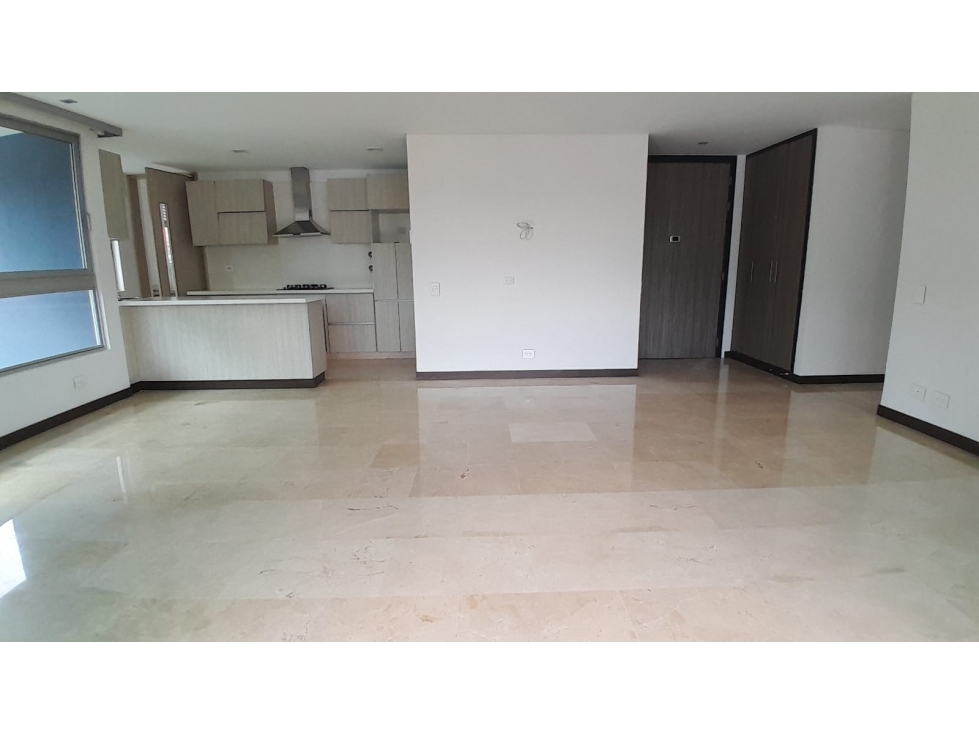Apartamento en Arriendo, Castropol, Medellín 140 m2 — foto 4
