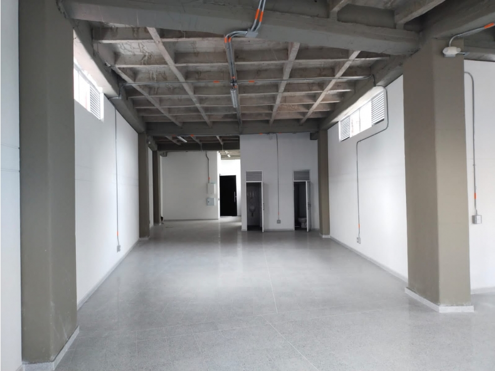 Bodega en Arriendo, Belén San Bernardo, Medellín 180 m2 — foto 5