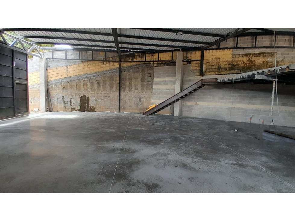 Bodega en Arriendo, Vereda la corrala, Caldas 300 m2 - 4