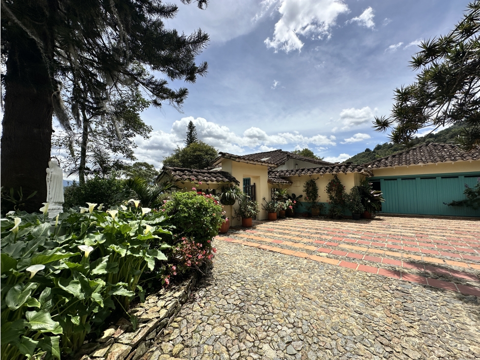 Casa Campestre en Arriendo, Loma Del Chocho, Envigado 486 m2 — foto 6